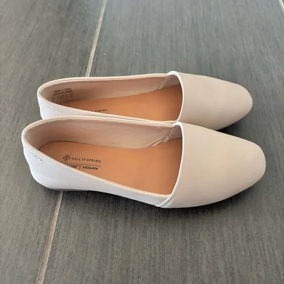 3/$45 Vegan Leather Loafers - Picture 4 of 8